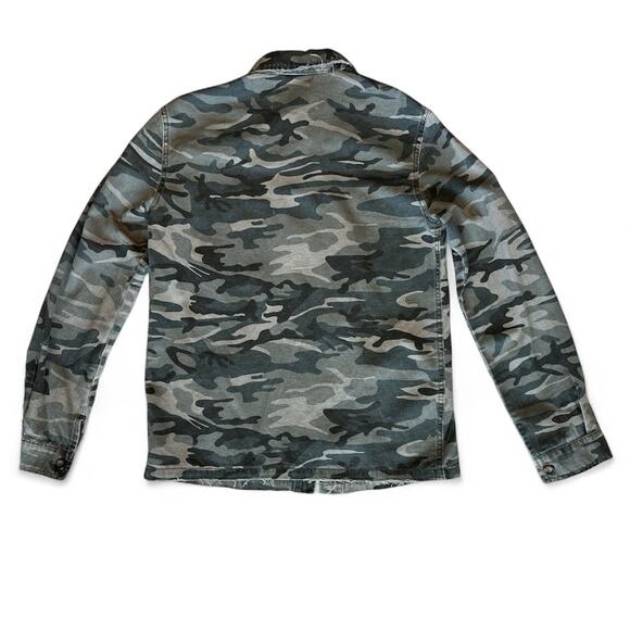 Mustard Seed Camo Jacket Woman’s Size Small Button Down - Picture 4 of 4